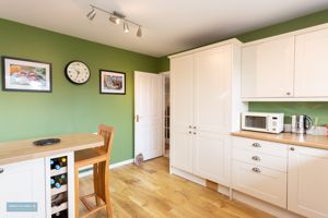 Kitchen- click for photo gallery